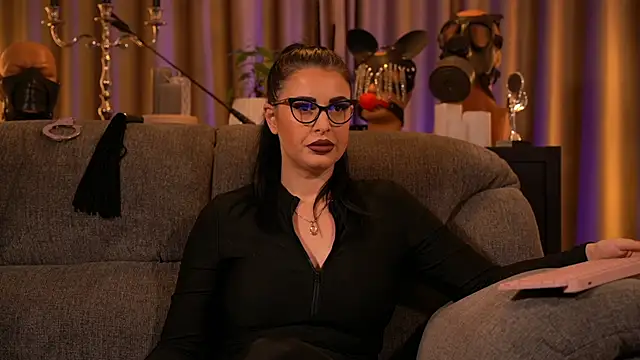 Snapshot of kelly_kent chatting on September 2025 12:15:02 AM kelly kent online show from September 2025 12:15:02 AM