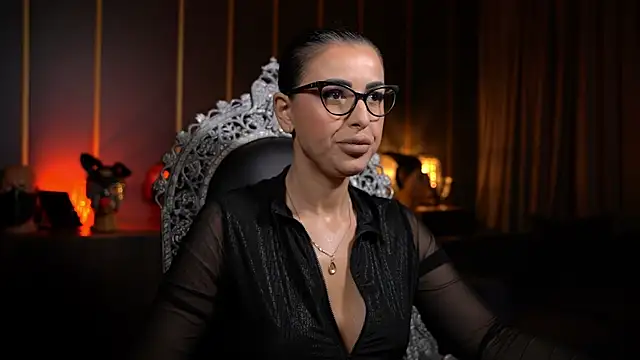 kelly kent online show from June 2026 08:26:02 PM
