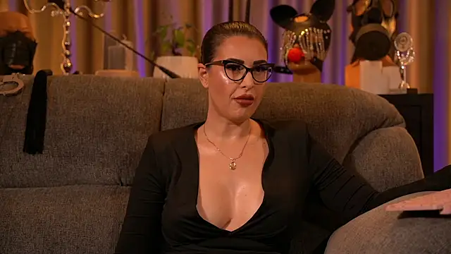 kelly kent online show from November 2025 01:20:02 AM