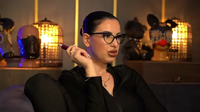 kelly kent online show from May 2026 11:24:01 PM
