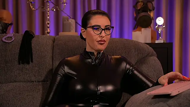 Snapshot of kelly_kent chatting on February 2025 11:12:02 PM kelly kent online show from February 2025 11:12:02 PM