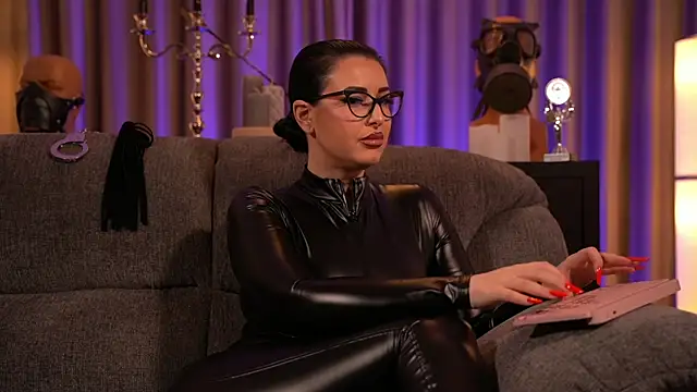 Snapshot of kelly_kent chatting on March 2025 02:15:02 AM kelly kent online show from March 2025 02:15:02 AM