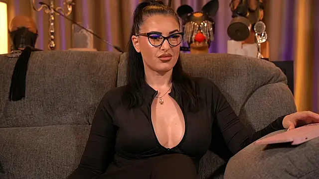 kelly kent online show from December 2025 10:27:02 PM