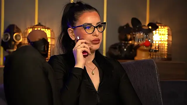 kelly kent online show from March 2026 02:04:02 AM