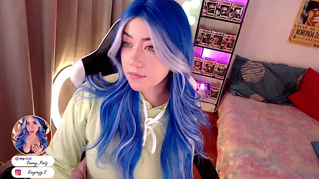 Snapshot of Emmy_Ruiz chatting on September 2025 11:43:02 PM Emmy Ruiz online show from September 2025 11:43:02 PM