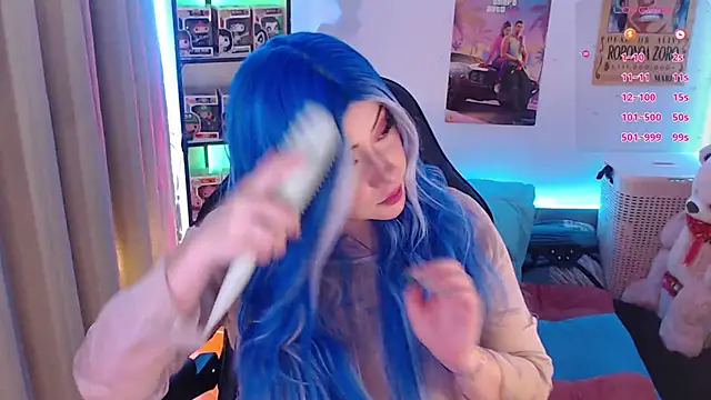 Emmy Ruiz online show from April 2026 03:13:01 AM