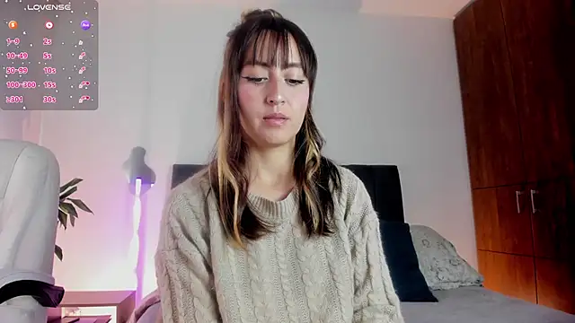 Snapshot of catimore chatting on December 2025 03:03:01 PM catimore online show from December 2025 03:03:01 PM