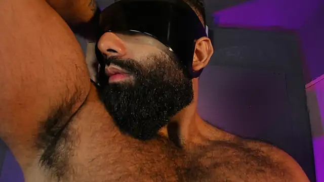 Snapshot of BeardAndrew chatting on September 2025 02:23:01 AM BeardAndrew online show from September 2025 02:23:01 AM