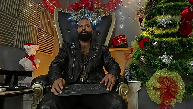 Snapshot of BeardAndrew chatting on December 2025 10:41:01 AM BeardAndrew online show from December 2025 10:41:01 AM