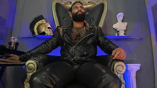 Snapshot of BeardAndrew chatting on October 2025 12:01:02 AM BeardAndrew online show from October 2025 12:01:02 AM