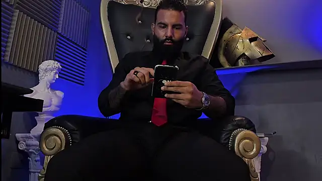 Snapshot of BeardAndrew chatting on November 2025 05:19:02 AM BeardAndrew online show from November 2025 05:19:02 AM