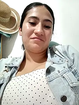 Snapshot of francesca_baker1007 chatting on February 2025 10:33:01 PM francesca baker1007 online show from February 2025 10:33:01 PM