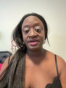 Katiefyi online show from April 2026 10:49:01 PM