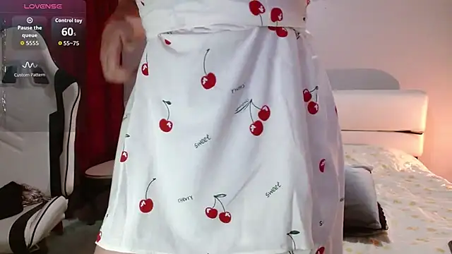 Snapshot of Freyja_soh chatting on December 2025 09:38:02 PM Freyja soh online show from December 2025 09:38:02 PM