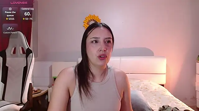 Snapshot of Freyja_soh chatting on November 2025 10:43:01 PM Freyja soh online show from November 2025 10:43:01 PM