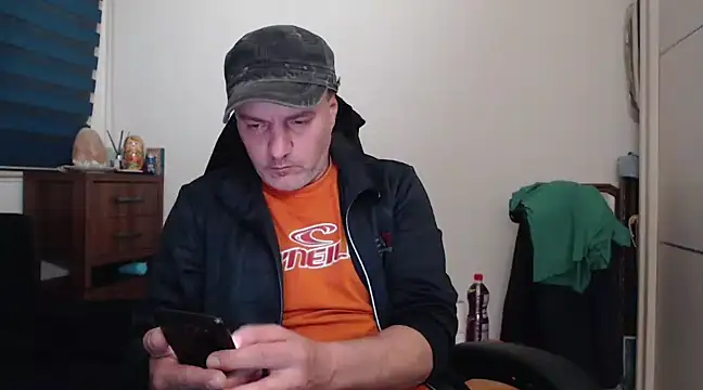 Snapshot of 0anal21 chatting on March 2025 06:54:01 PM 0anal21 online show from March 2025 06:54:01 PM