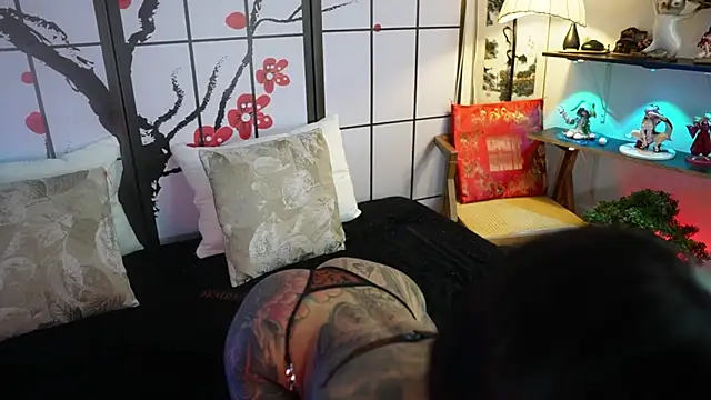 Scarlett collins02 online show from April 2026 01:19:01 AM