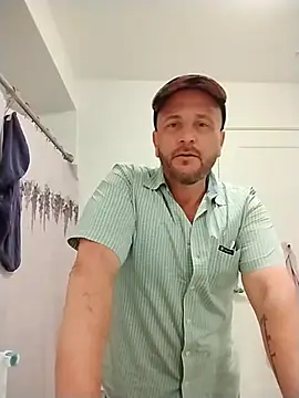 ShaneJames11 online show from April 2026 08:02:01 PM