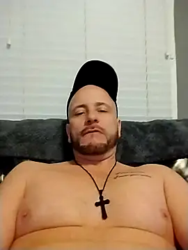 Snapshot of ShaneJames11 chatting on February 2025 11:45:01 PM ShaneJames11 online show from February 2025 11:45:01 PM