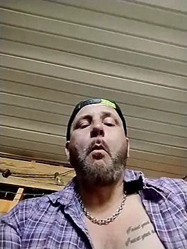 ShaneJames11 online show from May 2026 09:42:01 PM