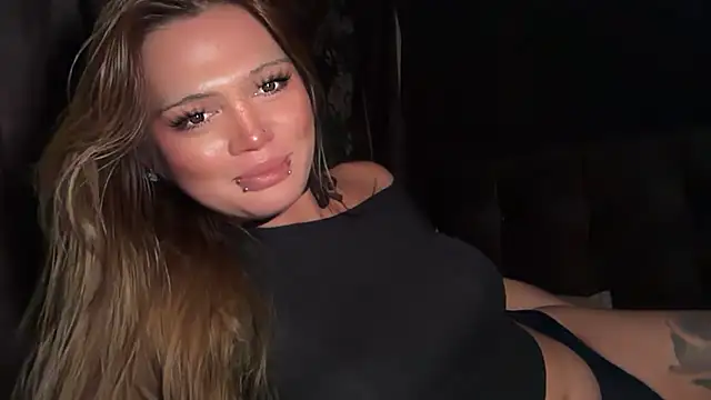 Claire Brooke online show from March 2026 08:59:01 PM