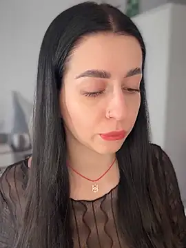 Snapshot of Emylia chatting on January 2025 01:01:01 PM Emylia online show from January 2025 01:01:01 PM