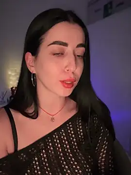 Snapshot of Emylia chatting on December 2024 10:25:02 PM Emylia online show from December 2024 10:25:02 PM