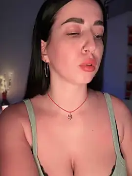 Snapshot of Emylia chatting on December 2024 07:00:01 PM Emylia online show from December 2024 07:00:01 PM