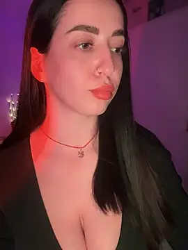 Snapshot of Emylia chatting on December 2024 09:45:02 PM Emylia online show from December 2024 09:45:02 PM