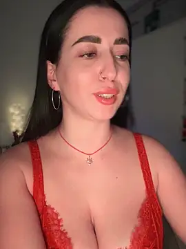 Snapshot of Emylia chatting on December 2024 09:34:01 PM Emylia online show from December 2024 09:34:01 PM