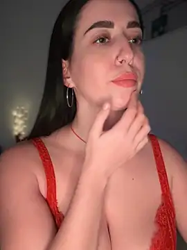 Snapshot of Emylia chatting on December 2024 12:38:01 AM Emylia online show from December 2024 12:38:01 AM