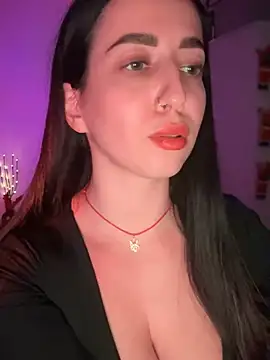 Snapshot of Emylia chatting on December 2024 01:02:02 AM Emylia online show from December 2024 01:02:02 AM