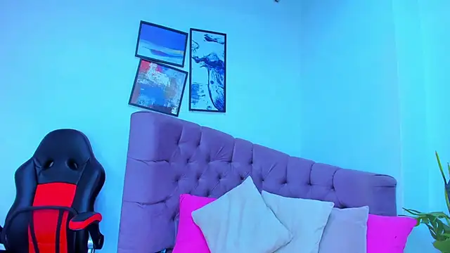 Gretta Queen online show from September 2025 06:22:01 PM