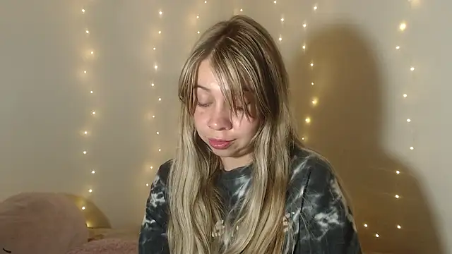 SweetSofty online show from March 2026 10:21:01 PM