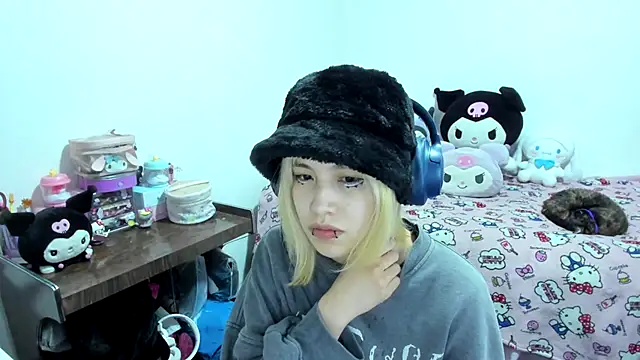 Akane-Mou online show from September 2025 07:09:01 AM