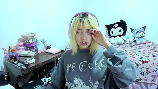 Akane-Mou online show from September 2025 04:52:02 AM