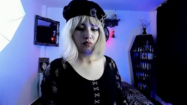 Akane-Mou online show from October 2025 11:35:01 PM