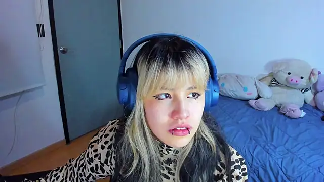 Akane-Mou online show from January 2025 09:43:02 AM