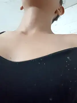 valeriaswang Lucas online show from November 2025 04:28:01 AM