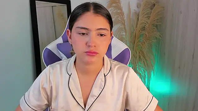 Snapshot of sofia_henaok chatting on October 2025 09:16:01 PM sofia henaok online show from October 2025 09:16:01 PM