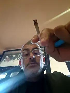 cuci45 online show from November 2025 01:26:02 PM