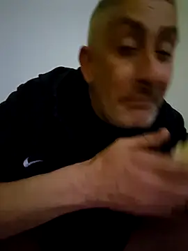 Snapshot of cuci45 chatting on February 2026 10:07:01 PM cuci45 online show from February 2026 10:07:01 PM