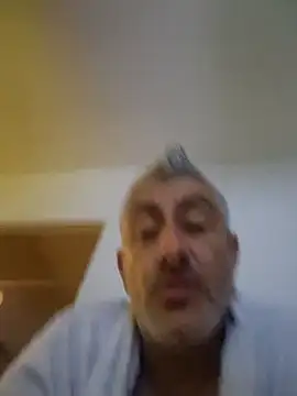 Snapshot of cuci45 chatting on January 2026 05:16:02 PM cuci45 online show from January 2026 05:16:02 PM