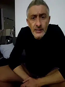 cuci45 online show from November 2025 11:49:01 PM