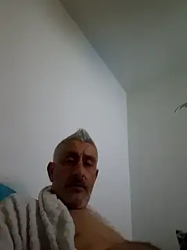 Snapshot of cuci45 chatting on February 2026 12:22:01 AM cuci45 online show from February 2026 12:22:01 AM