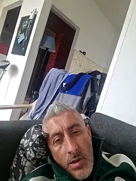 cuci45 online show from April 2026 12:45:01 PM