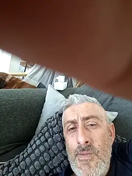 cuci45 online show from April 2026 02:01:01 PM