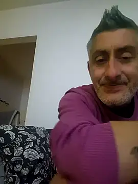 Snapshot of cuci45 chatting on January 2026 10:27:02 PM cuci45 online show from January 2026 10:27:02 PM