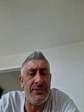 Snapshot of cuci45 chatting on February 2026 03:13:02 PM cuci45 online show from February 2026 03:13:02 PM