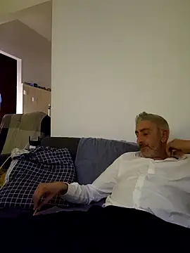 cuci45 online show from November 2025 11:08:02 PM